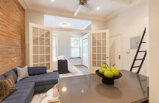 350 W 21ST ST. - 350 West 21st Street, New York City, NY 10011