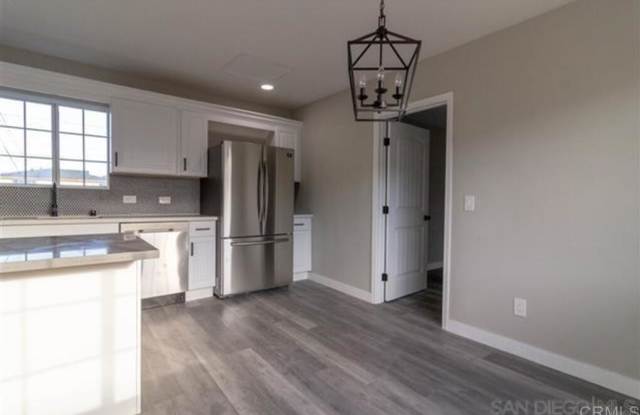 4219 Estrella Avenue - Unit A Gallery 3