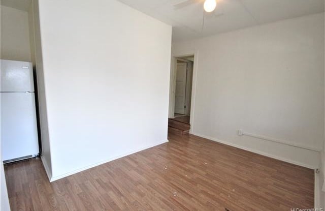 735 Kamoku Street - 735 Kamoku Street, Honolulu, HI 96826