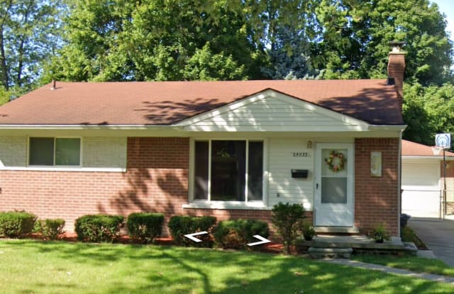 24033 Thomas St - 24033 Thomas Street, Warren, MI 48091