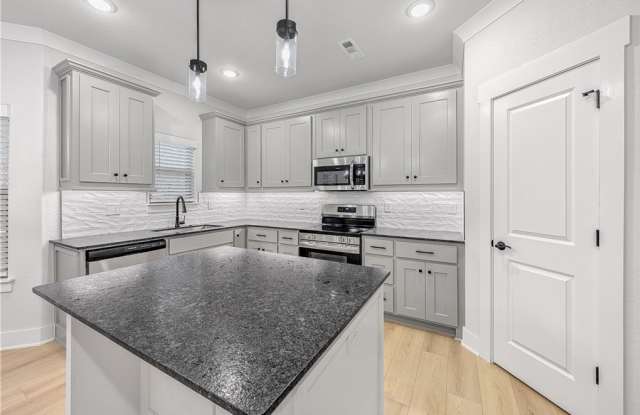 100 Selkirk Drive Gallery 2