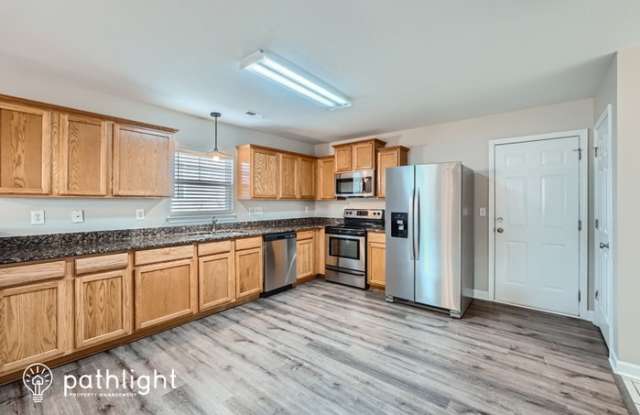 1421 Matthew Allen Circle Gallery 2