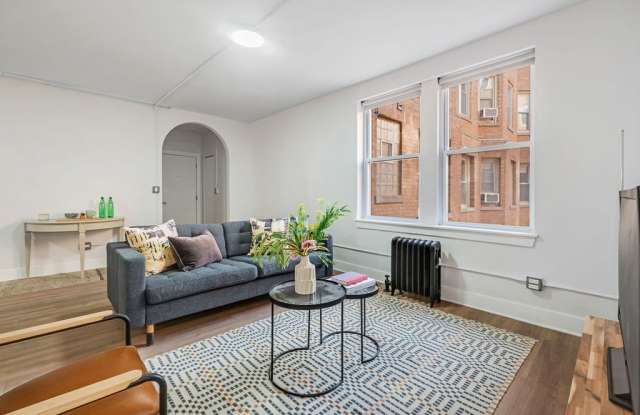 1347 W Estes Avenue Gallery 2