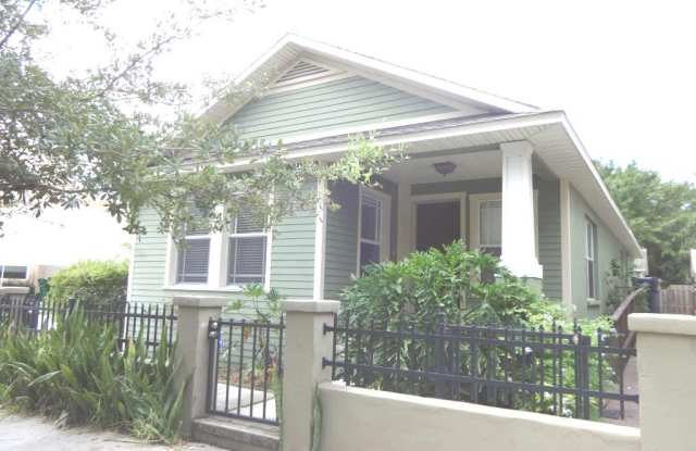 2008 N Albany Ave photos photos