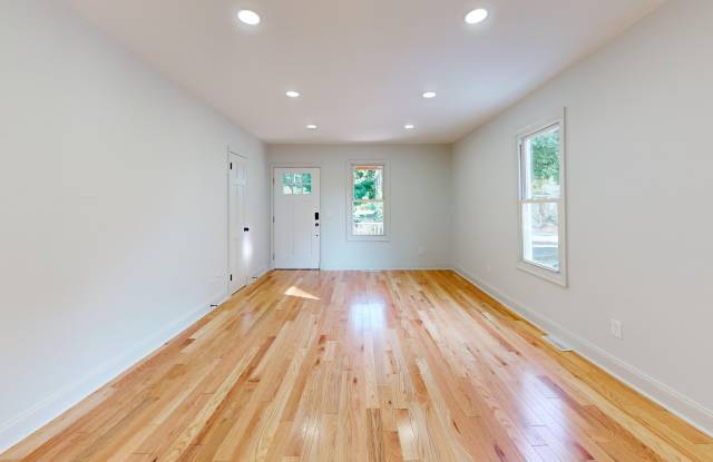 914 West 3rd Street - 1 Gallery 2