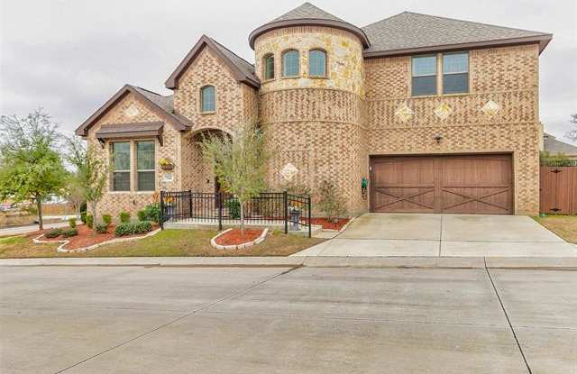 7201 W Nirvana Circle - 7201 Nirvana Circle, North Richland Hills, TX 76182