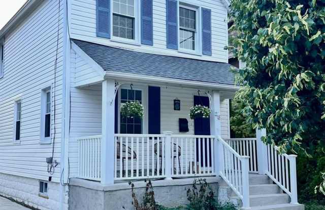 28 Saint Marks Avenue photos photos