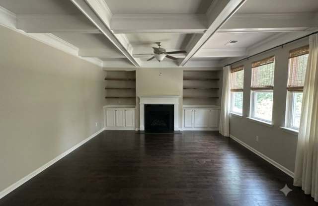 165 Paxton Ln Gallery 2