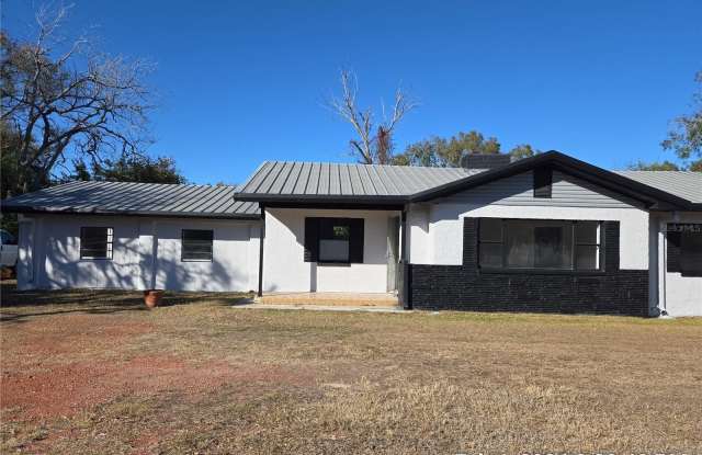 604 E COLLEGE AVENUE photos photos