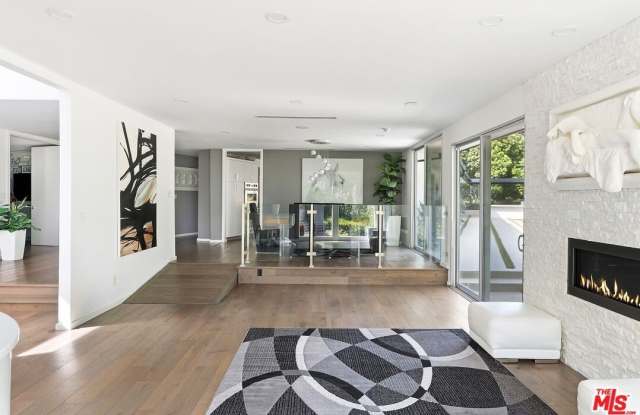 3371 Alana Dr Gallery 4