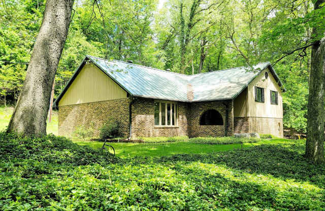 21315 Forest Glen Dr. - South Bend - 21315 Forest Glen Drive, St. Joseph County, IN 46628