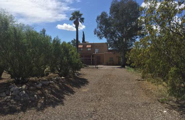 610 E Elm St - 610 East Elm Street, Tucson, AZ 85705