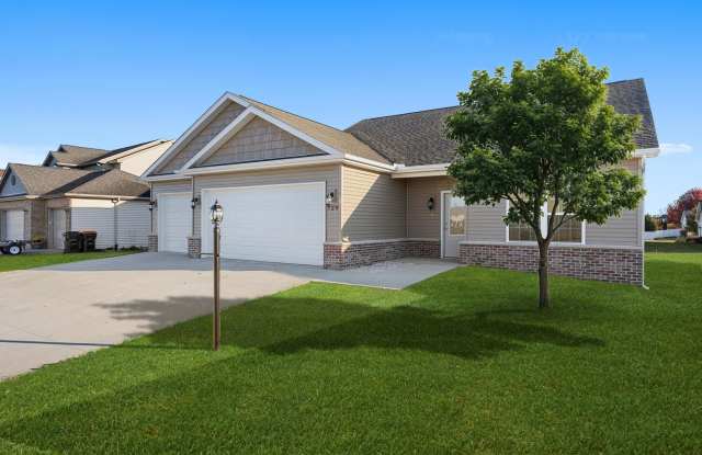 Brand New Construction Home for Rent – Washington, IL! - 721 Debates Street, Washington, IL 61571