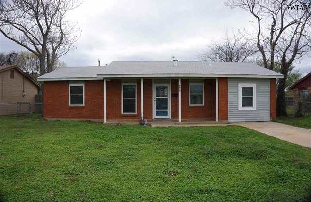 5012 Lakefront Drive - 5012 Lakefront Drive, Wichita Falls, TX 76310