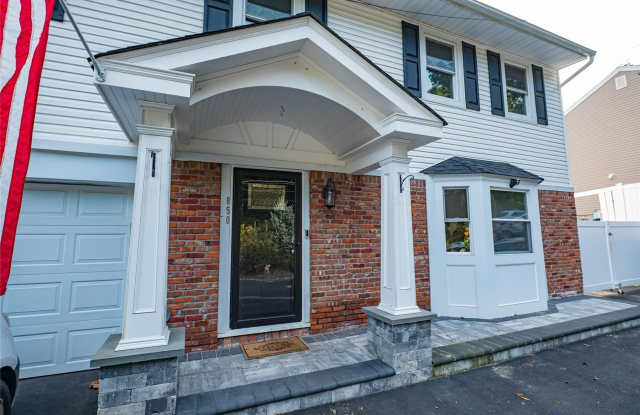 850 Saint Johnland Road - 850 Saint Johnland Road, Kings Park, NY 11754