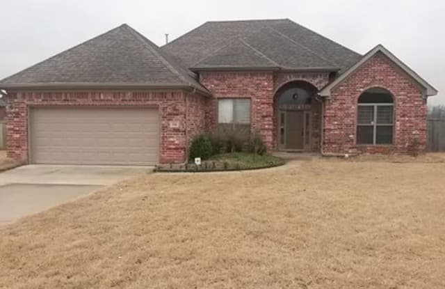 104 Cabanel Drive - 104 Cabanel Dr, Maumelle, AR 72113