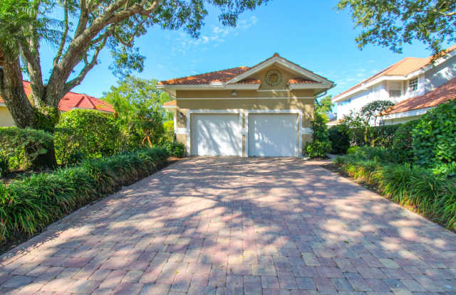 ** BEAUTIFUL MODERN HEATED POOL HOME IN THE VINEYARDS ** SEASONAL ONLY ** AVAILABLE OFF-SEASON MONTHS AND DEC-MARCH 2025 ** photos photos