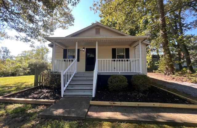 MOVE-IN READY! MOVE-IN SPECIAL $350 OFF 1ST FULL MONTH'S RENT W/ MOVE-IN BY 11/15/26!!! Gallery 1