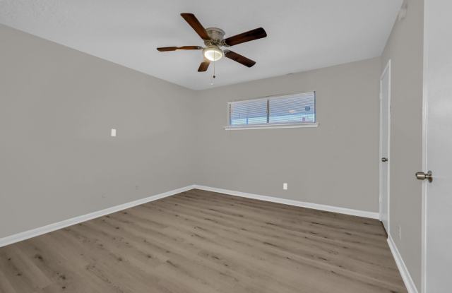 Crest Ridge Apartments Gallery 3