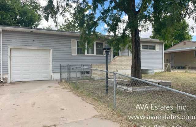 1641 N Monument Ave photos photos