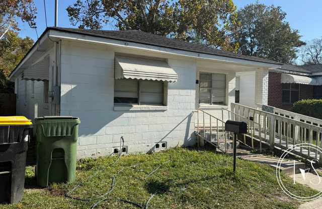 710 Fruit Street Savannah, GA photos photos