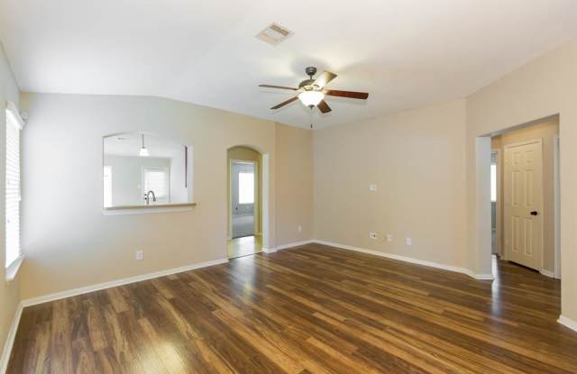 20210 Pine Water Lane Gallery 2