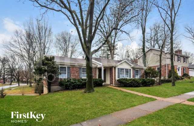 836 Hollyridge Drive - 836 Hollyridge Drive, Ballwin, MO 63011