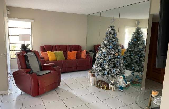 9070 SW 125th Ave photos photos