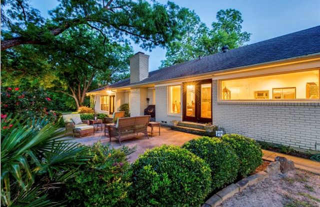608 Private Drive Gallery 2