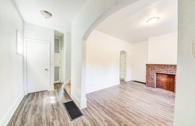 Available August - 2 Bedroom Home Recently Renovated w/ 1.5 Bath! - 226 Cedarhurst Street, Pittsburgh, PA 15210 Available August - 2 Bedroom Home Recently Renovated w/ 1.5 Bath! - 226 Cedarhurst Street, Pittsburgh, PA 15210