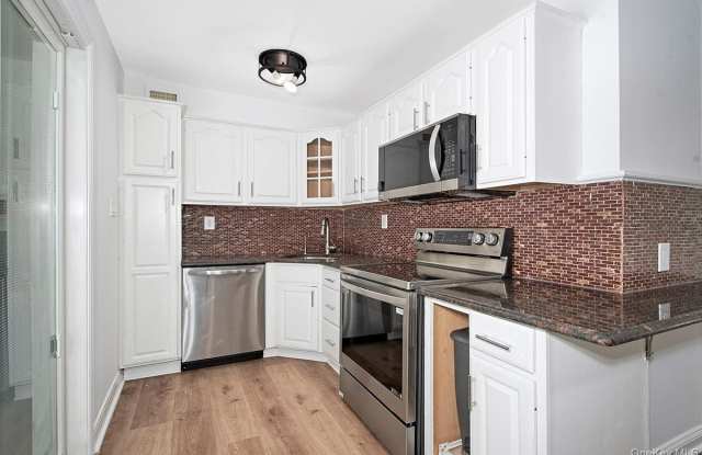 13 Indian Trail Gallery 4