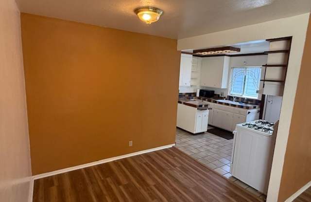 2-Bedroom Single Family Home Near Richmond City Hall photos photos