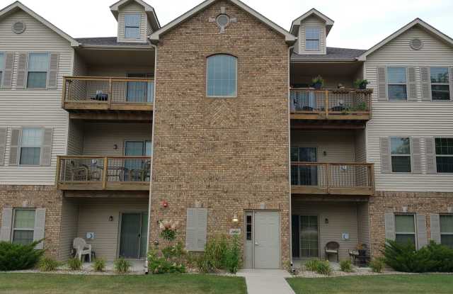 2 bedroom, 2 bath condo in North Liberty - 1080 Rachael Street, North Liberty, IA 52317
