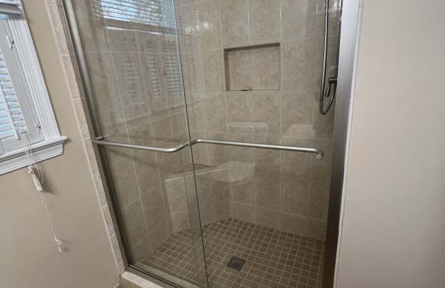 7902 Richfield Road Gallery 3