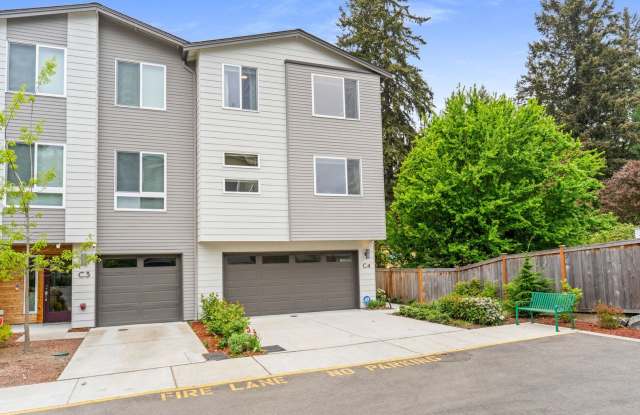 Like-New 4BR Corner Home w/ A/C, 2-Car Garage & Bonus Room photos photos