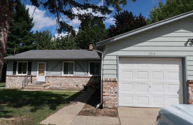 5914 Ridgebrook Drive SE photos photos