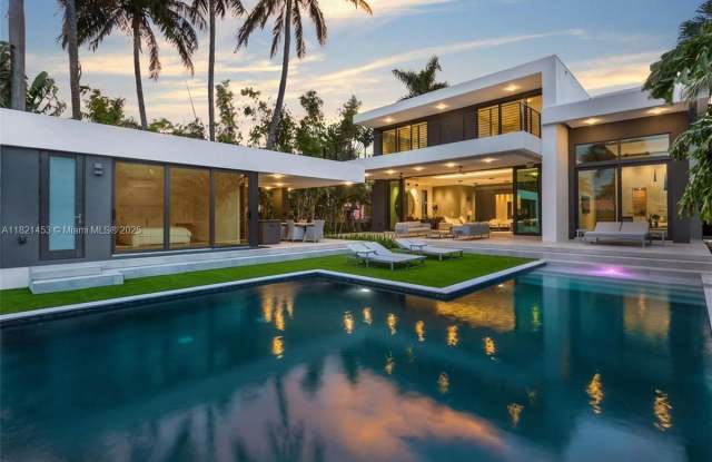 2456 Prairie Avenue - 2456 Prairie Avenue, Miami Beach, FL 33140