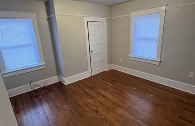 502 N. Loudoun St. #B Gallery 2