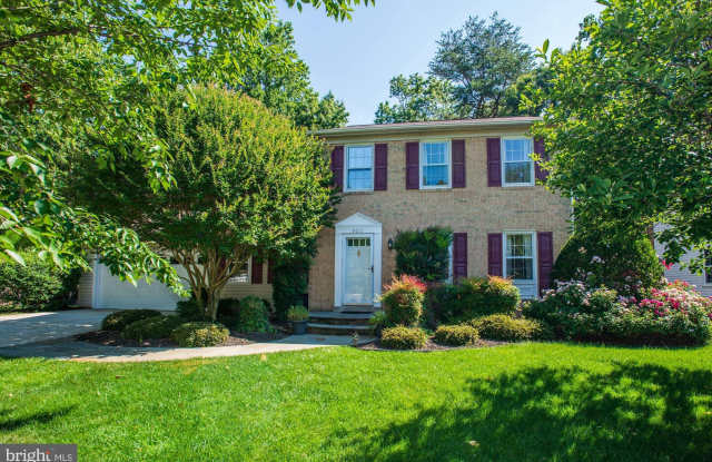 9012 PENN MANOR COURT - 9012 Penn Manor Court, Burke, VA 22153