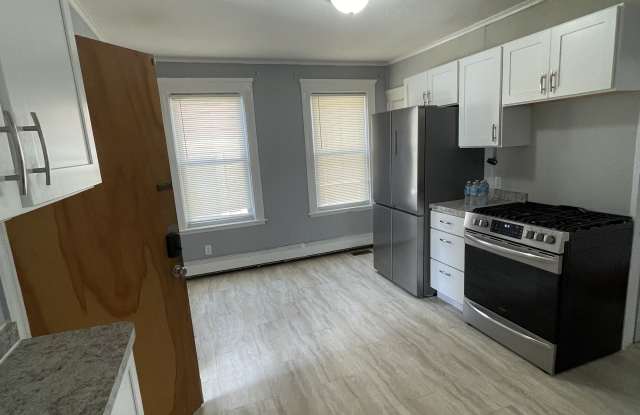 52 Fairlawn Avenue photos photos
