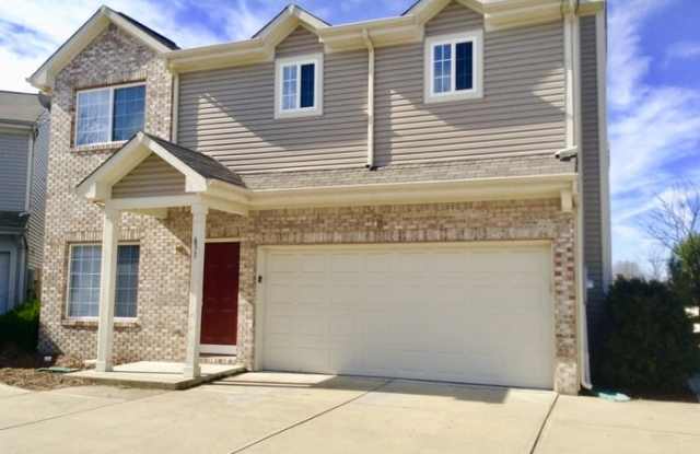 631 Scotch Pine Drive Gallery 2