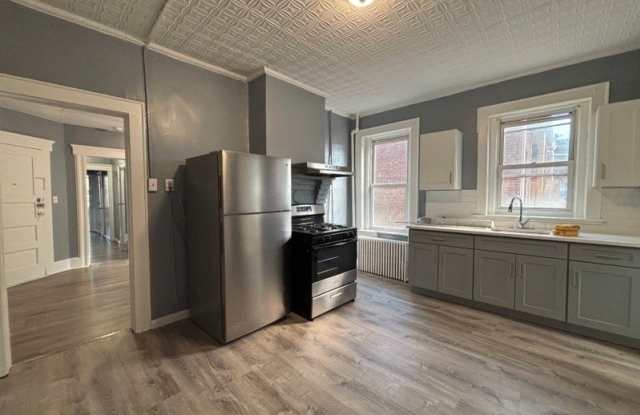 524 E Jersey St - 524 East Jersey Street, Elizabeth, NJ 07206