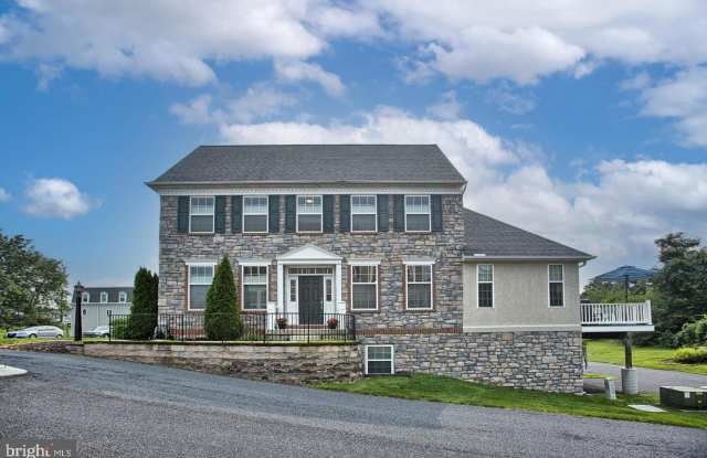 4755 LAUREL VALLEY Lane Gallery 2