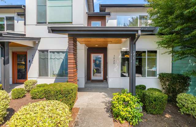 Stylish 2 Bedroom Columbia City Home with Designer Finishes & Private Yard photos photos