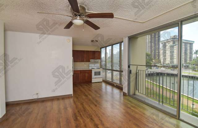 2 Bedroom with 1 Parking in McCully Gallery 1