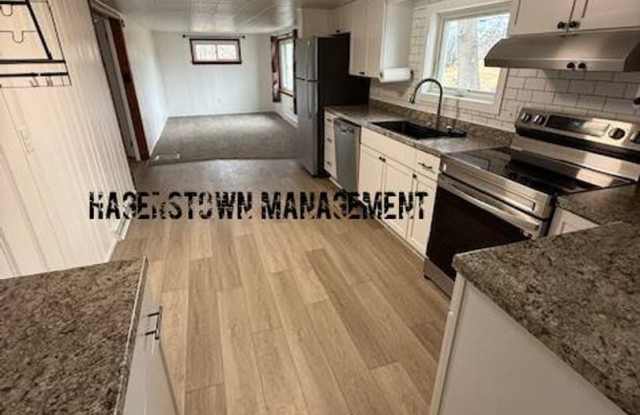 Just REDUCED - Single Level Living photos photos