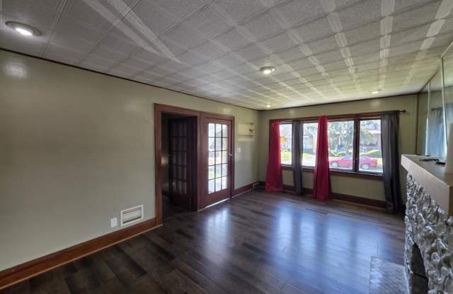 52 Proctor Avenue - APT 1 Gallery 1