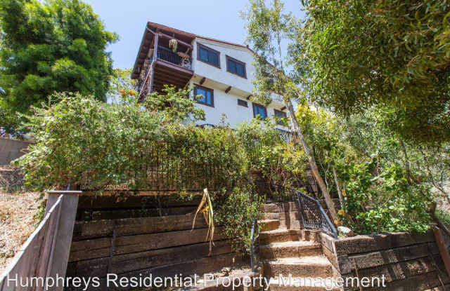 2426 Evergreen Street Gallery 3