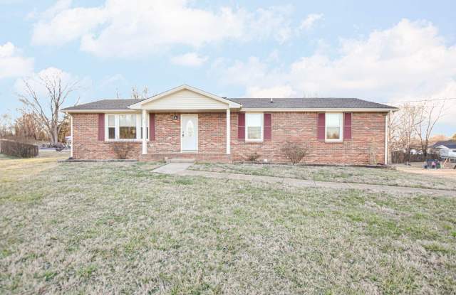 Pet Friendly Three Bedroom with Basement! photos photos Pet Friendly Three Bedroom with Basement! photos photos