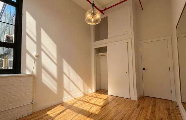 248 Mckibben St Gallery 4